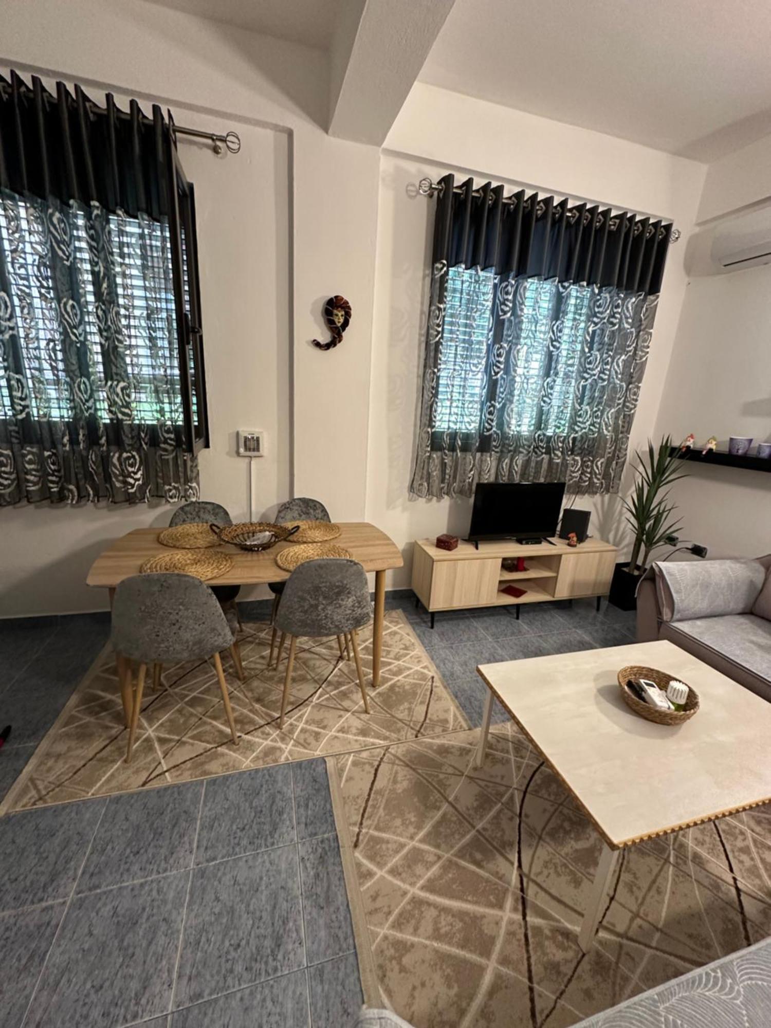 Apartment Near The Centre Of Tirana Exterior foto